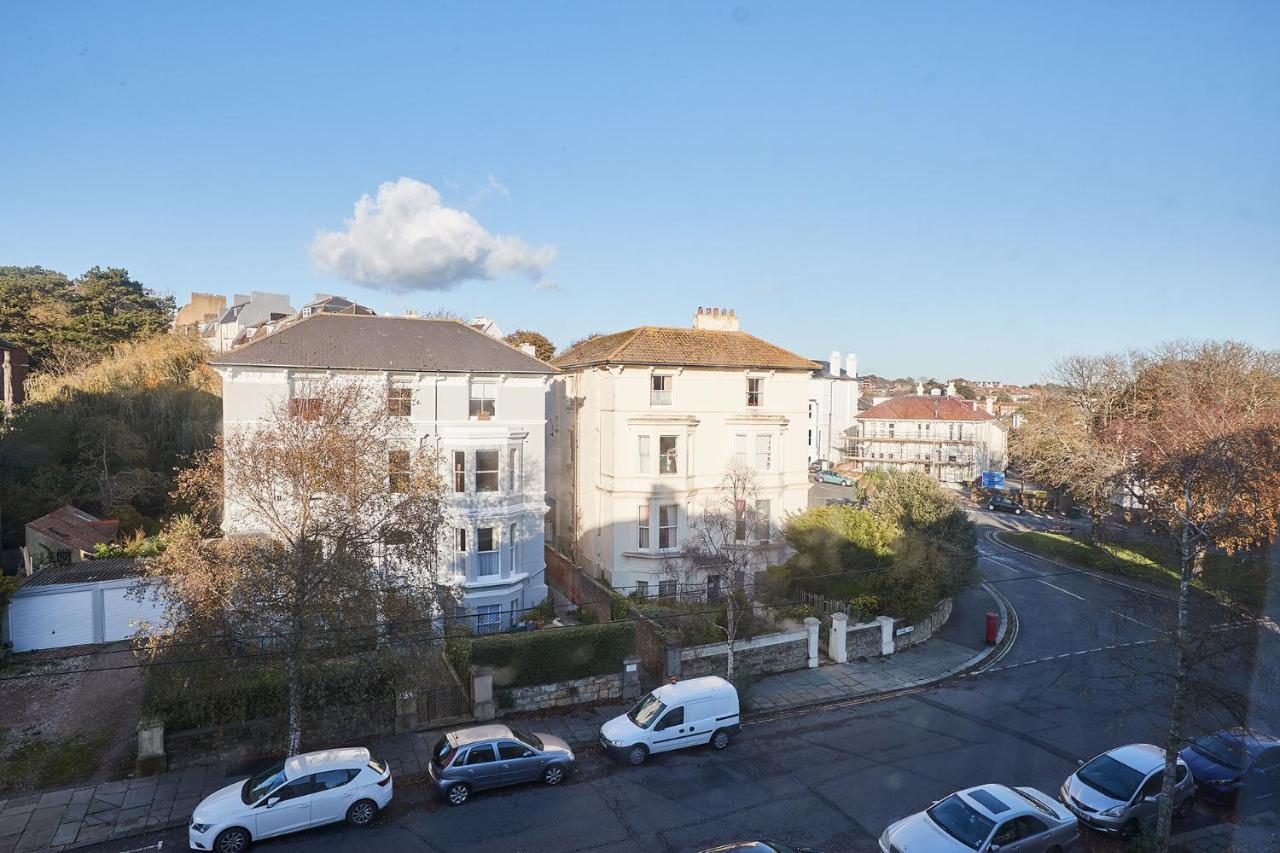 Gorgeous Sea View Apartment 5 Mins To The Beach St Leonards-on-Sea Exteriör bild