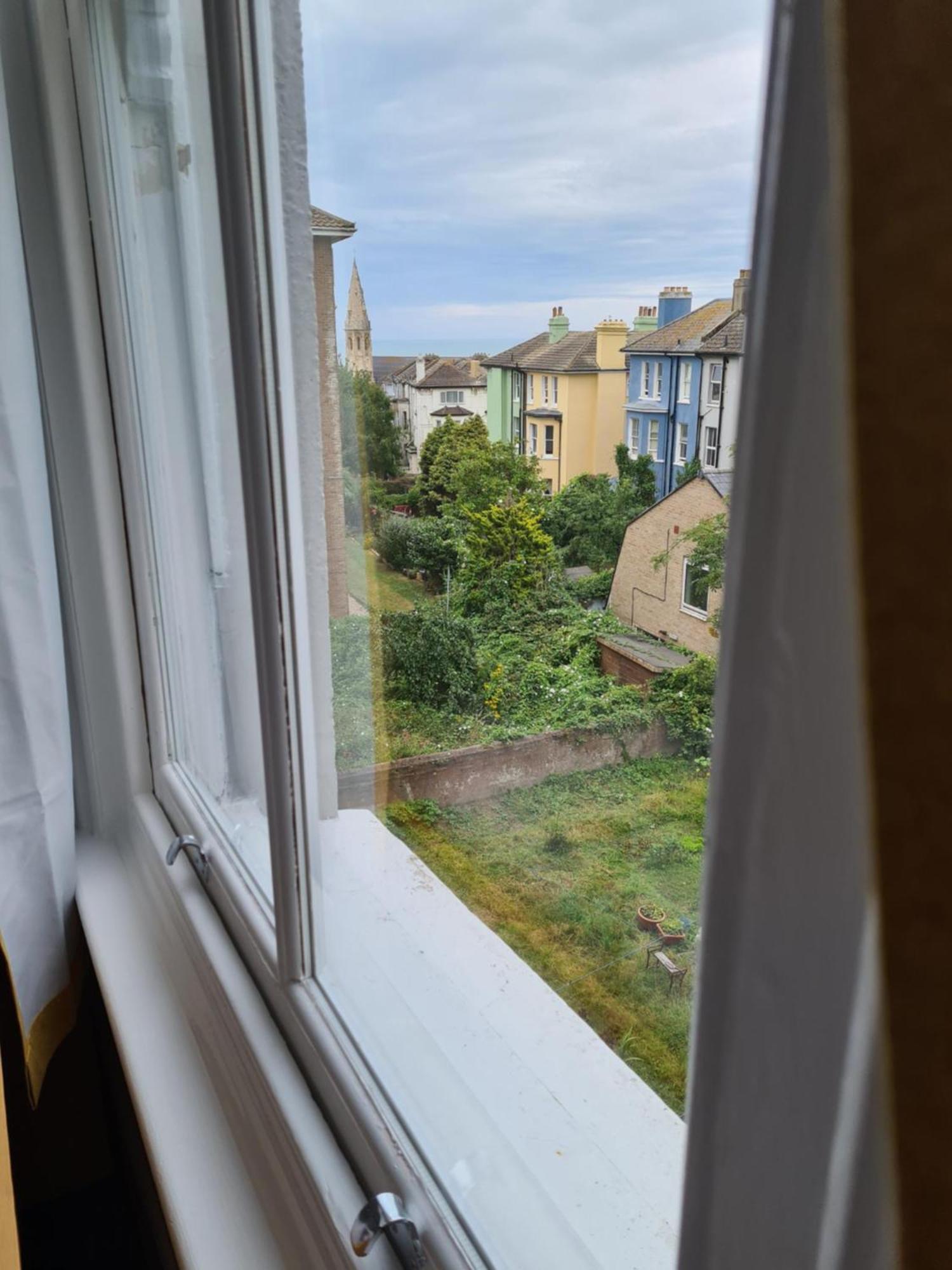 Gorgeous Sea View Apartment 5 Mins To The Beach St Leonards-on-Sea Exteriör bild